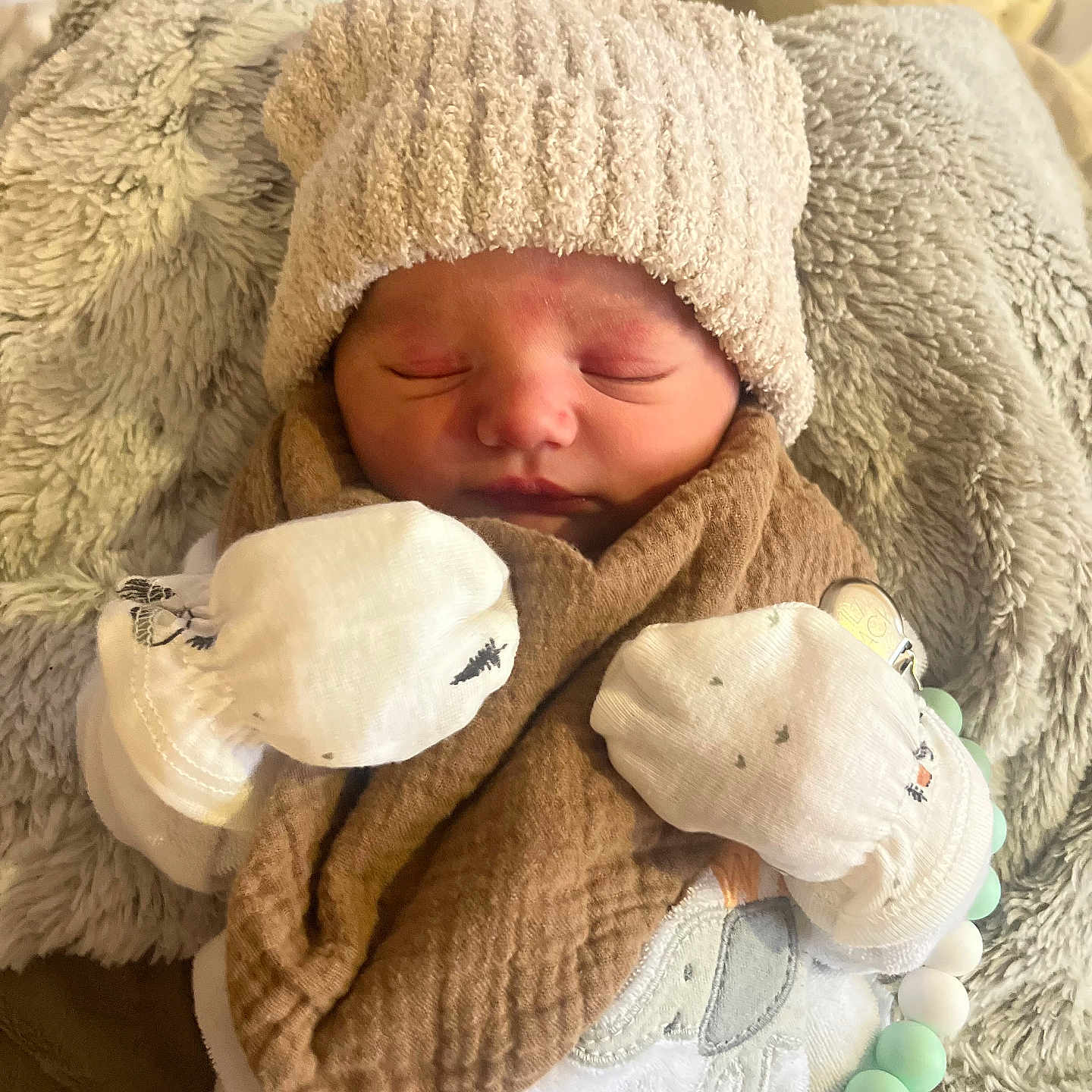 Kingston joined the competition — help win amazing prizes! baby, blanket, child, clothing, comfort, cozy, cute, face, hat, indoors, infant, mittens, newborn, peaceful, person, resting, scarf, sleeping, soft, warm