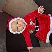 Lola participe au concours pour gagner de l'argent avec cette photo :