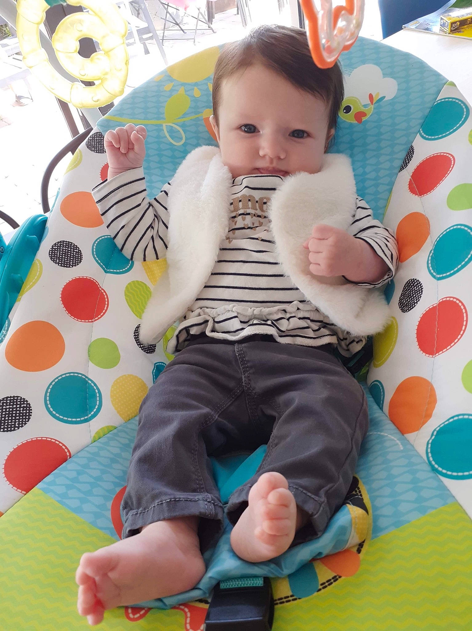 Naëlya participe au concours pour gagner de l'argent avec cette photo : baby, baby_toddler_clothing, child, person, sitting, skin, toddler