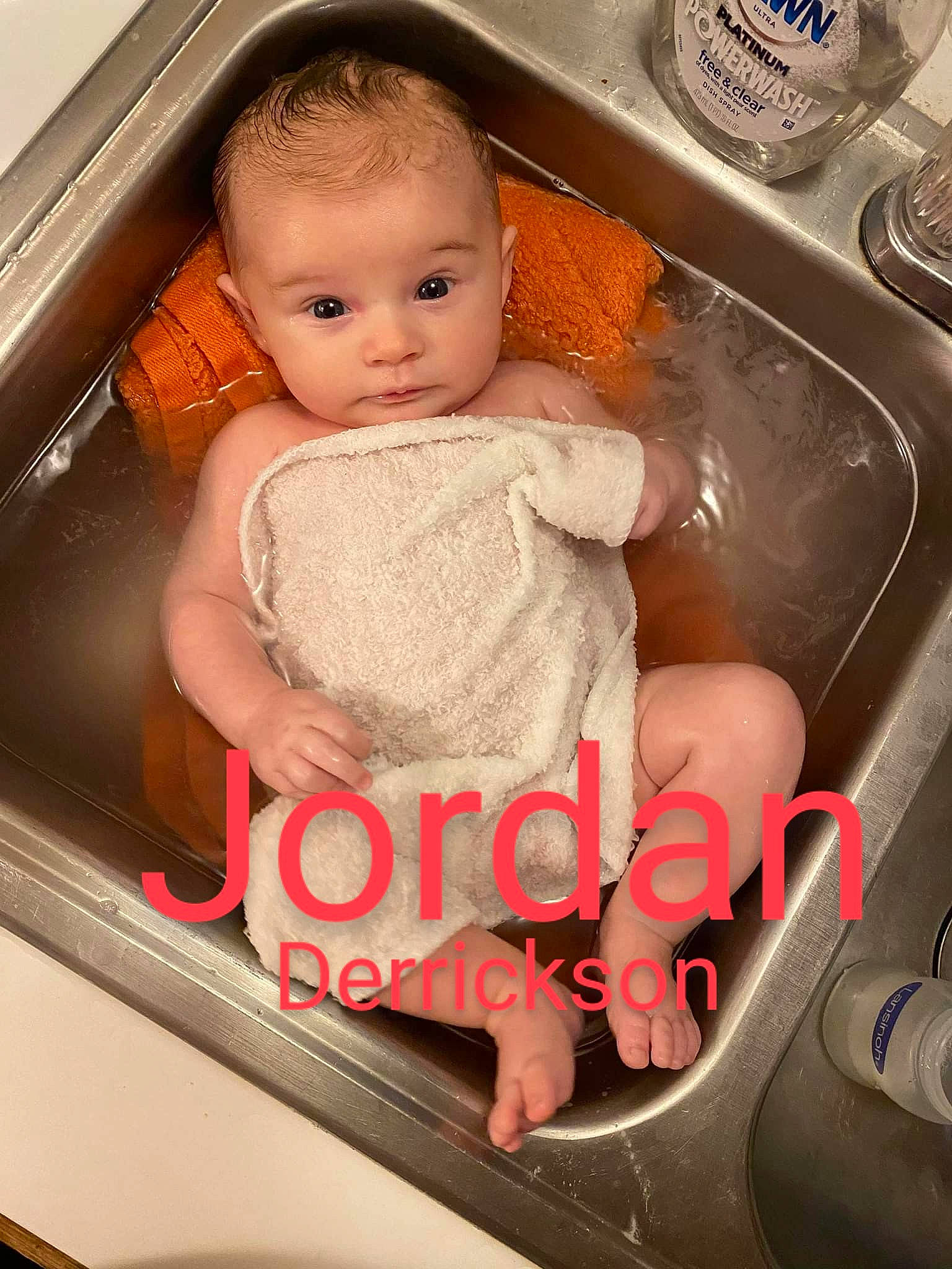 Jordan joined the competition — help win amazing prizes! arm, automotive_design, baby, baby_carriage, baby_products, baby_safety, baby_toddler_clothing, car_seat, chest, child, comfort, finger, fun, hand, human_leg, mouth, person, sitting, thigh, thumb