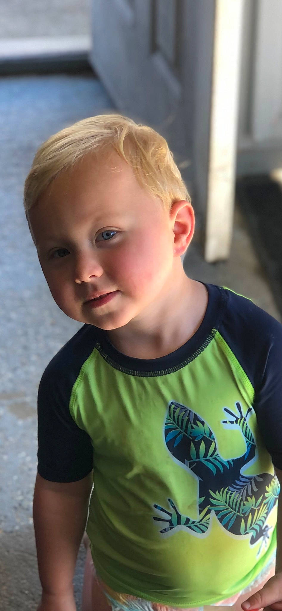 Lane is registered to the contest to win money with this photo: cheek, chin, cool, eye, face, forehead, happy, human, iris, joint, lip, mouth, neck, nose, person, shoulder, skin, sleeve, smile, t_shirt