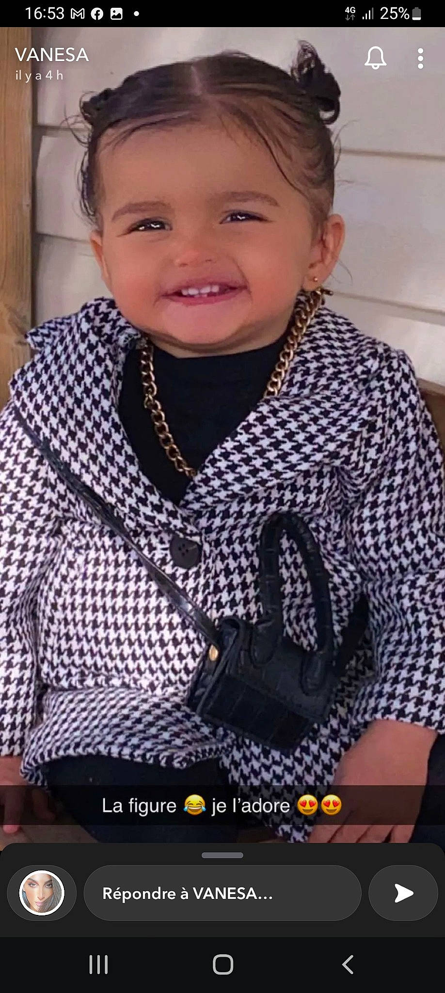 Inaya participe au concours pour gagner de l'argent avec cette photo : baby, baby_toddler_clothing, button, child, cool, dress_shirt, fashion_accessory, happy, jewellery, joy, neck, necklace, pattern, person, plaid, sleeve, smile, t_shirt, tartan, toddler