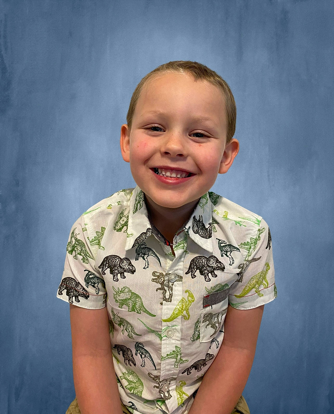 Hayden joined the competition — help win amazing prizes! cheek, chin, cloud, eyebrow, face, facial_expression, flash_photography, forehead, hair, hand, human_body, joy, lip, mouth, nose, organ, people_in_nature, person, shoulder, skin