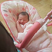 Orla is registered to the contest to win money with this photo: