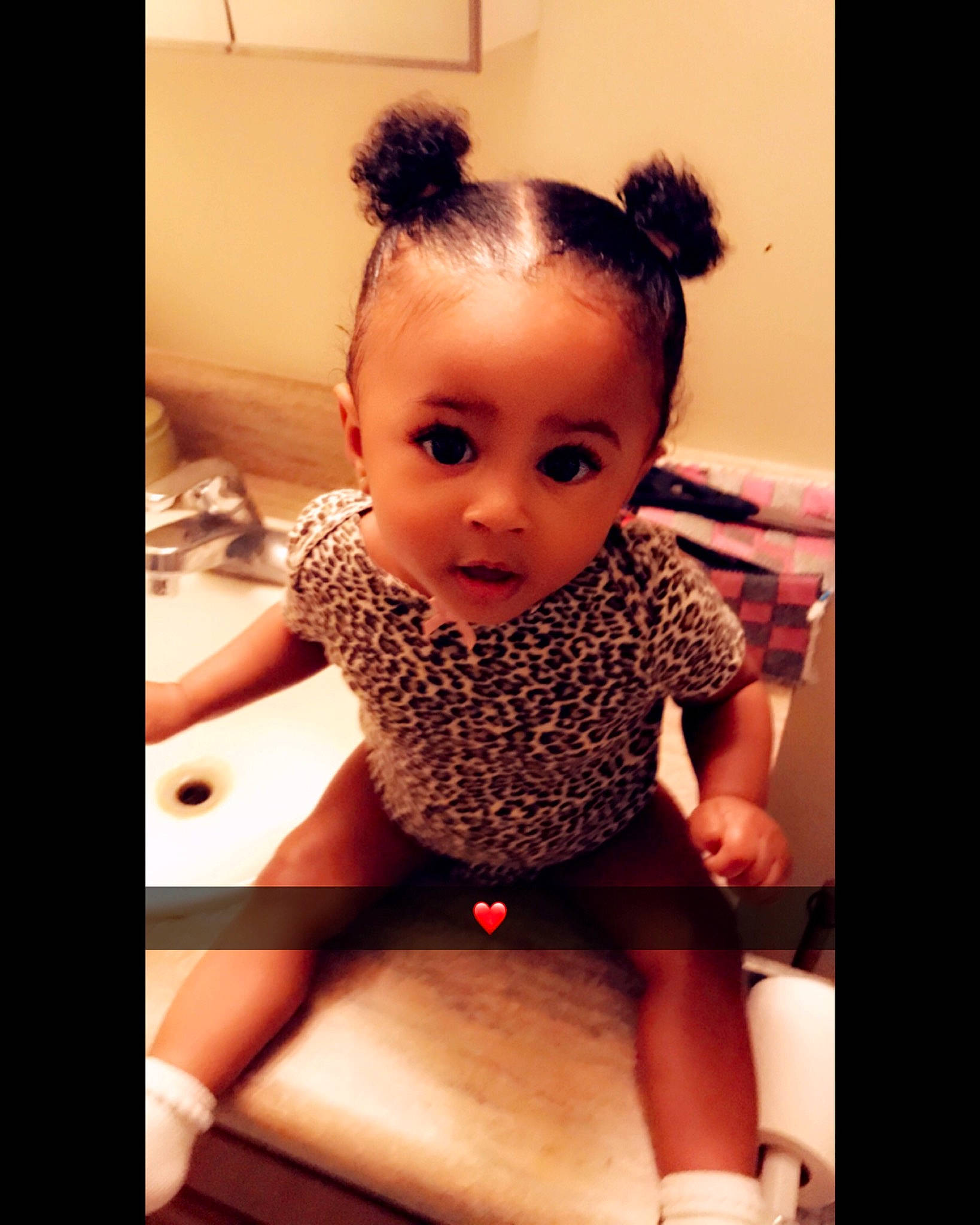 Italy Warren joined the competition — help win amazing prizes! arm, baby, beauty, cheek, child, ear, eye, eyebrow, face, forehead, hair, hairstyle, head, human, leg, lip, nose, person, photography, skin