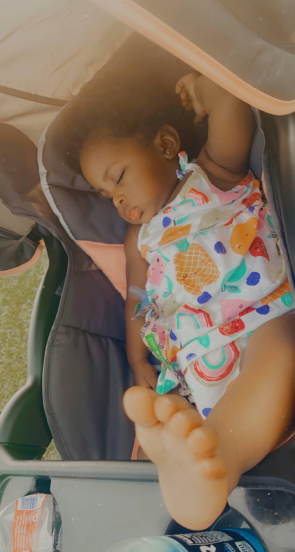 Cambree is registered to the contest to win money with this photo: baby, comfort, dress, elbow, finger, gesture, hand, happy, hat, human_body, joint, leg, mouth, nail, neck, person, product, skin, textile, thigh