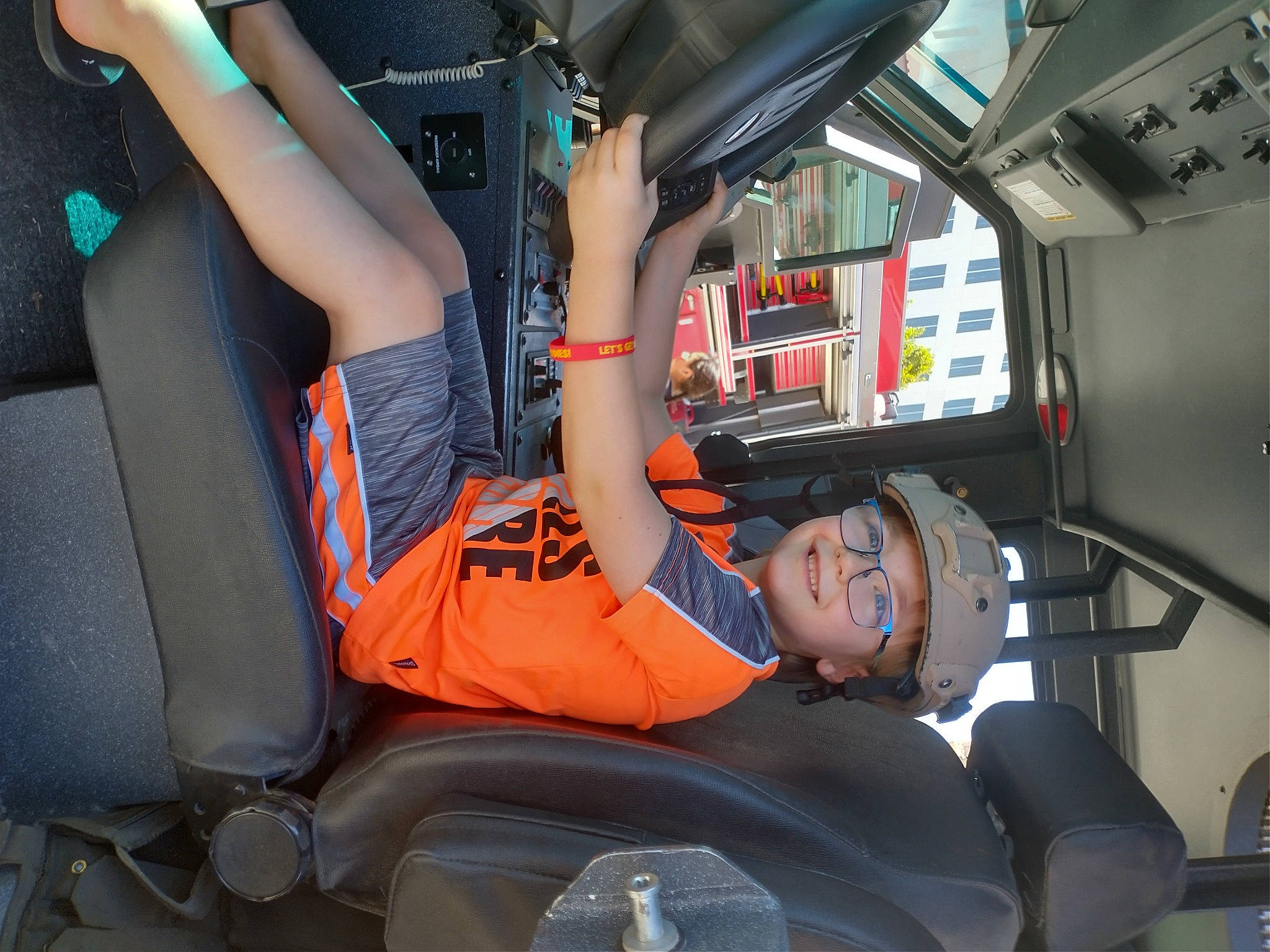 Leslie joined the competition — help win amazing prizes! air_travel, airline, auto_part, automotive_design, automotive_exterior, car_seat, car_seat_cover, comfort, family_car, fun, head_restraint, headwear, human_leg, joy, luxury_vehicle, motor_vehicle, passenger, person, personal_luxury_car, public_transport