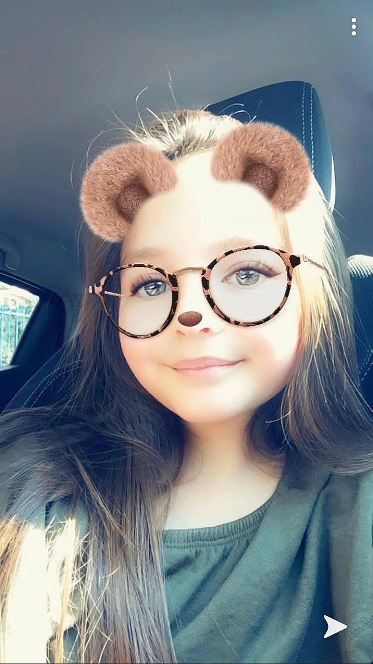 Cassandra a rejoint le concours — aidez-le/la à gagner de superbes lots ! beauty, blond, chin, cool, ear, eye, eyebrow, eyewear, face, forehead, glasses, hair, hair_coloring, hairstyle, head, lip, nose, person, selfie, sunglasses