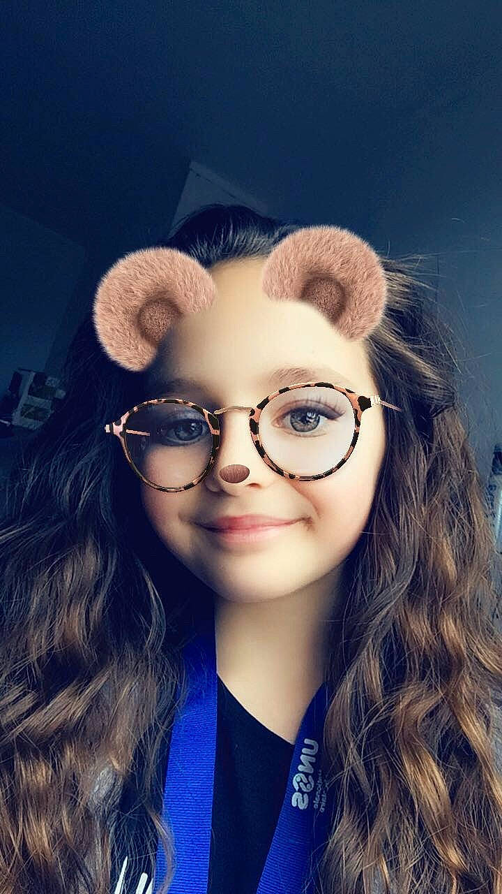 Cassandra participe au concours pour gagner de l'argent avec cette photo : beauty, cool, ear, eye, eyebrow, eyewear, face, forehead, fur, glasses, hair, hairstyle, head, joy, lip, nose, organ, person, photography, selfie