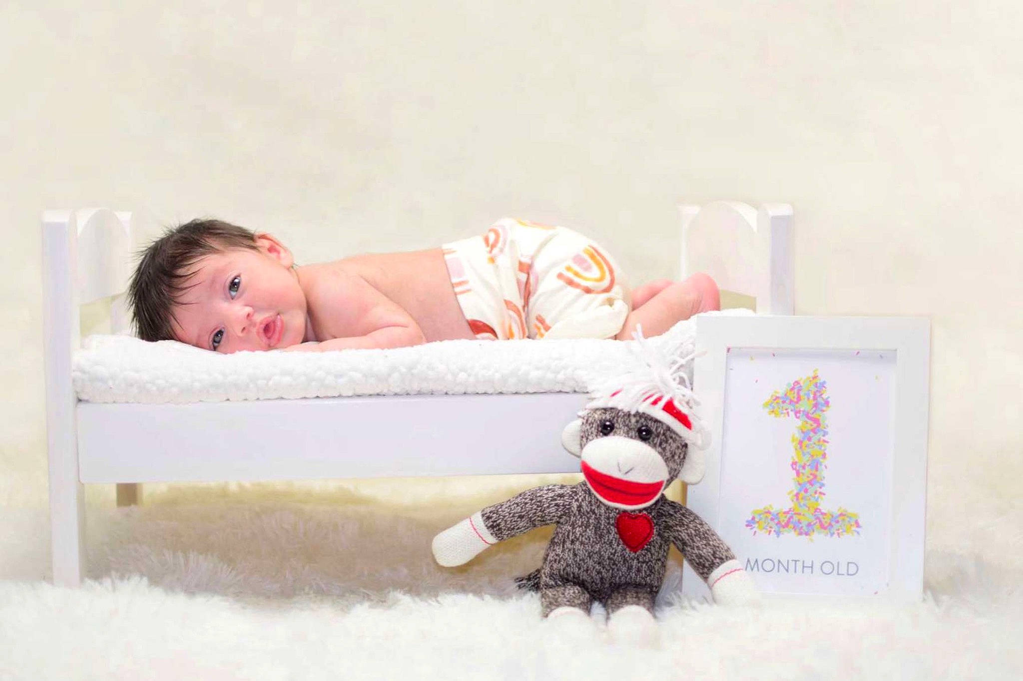 Aya is registered to the contest to win money with this photo: baby, bed, bedtime, child, furniture, infant_bed, person, product, room, toddler, toy, winter