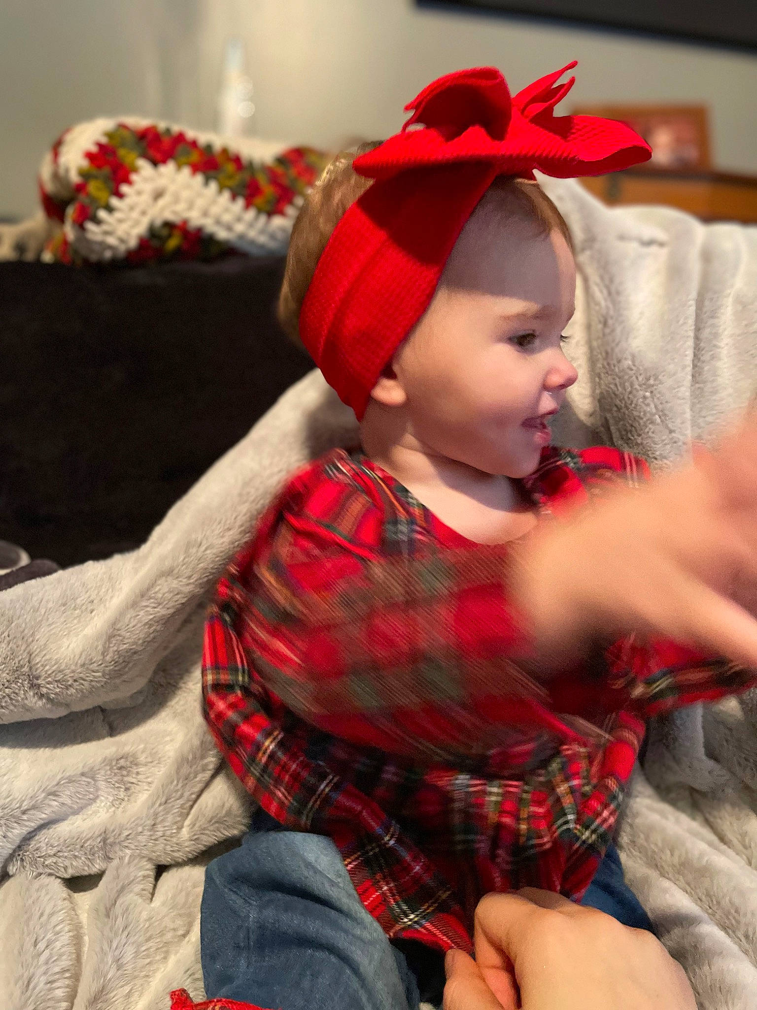 Emma-lee is registered to the contest to win money with this photo: baby, baby_toddler_clothing, carmine, child, christmas, christmas_eve, costume_hat, event, fun, happy, hat, headband, headwear, holiday, pattern, person, plaid, red, smile, tartan