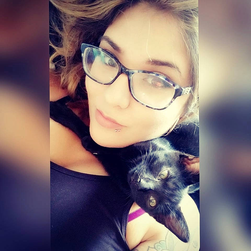 Jiji joined the competition — help win amazing prizes! beauty, blond, companion_dog, cool, ear, eye, eyebrow, eyewear, face, glasses, hair, head, lip, nose, photography, selfie, skin, smile, sunglasses, vision_care