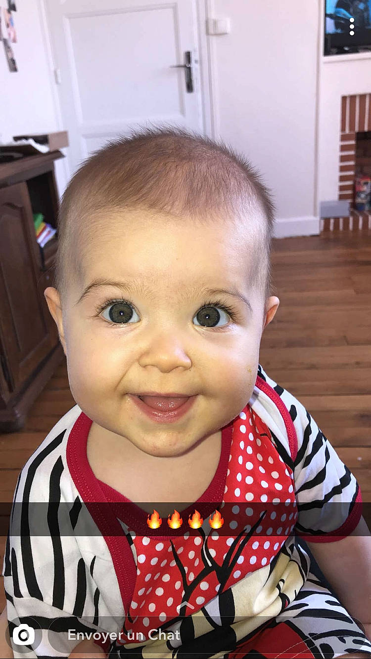 Shayana a rejoint le concours — aidez-le/la à gagner de superbes lots ! baby, cheek, child, chin, design, ear, eye, eyebrow, face, facial_expression, forehead, hair, head, iris, lip, nose, pattern, person, skin, smile