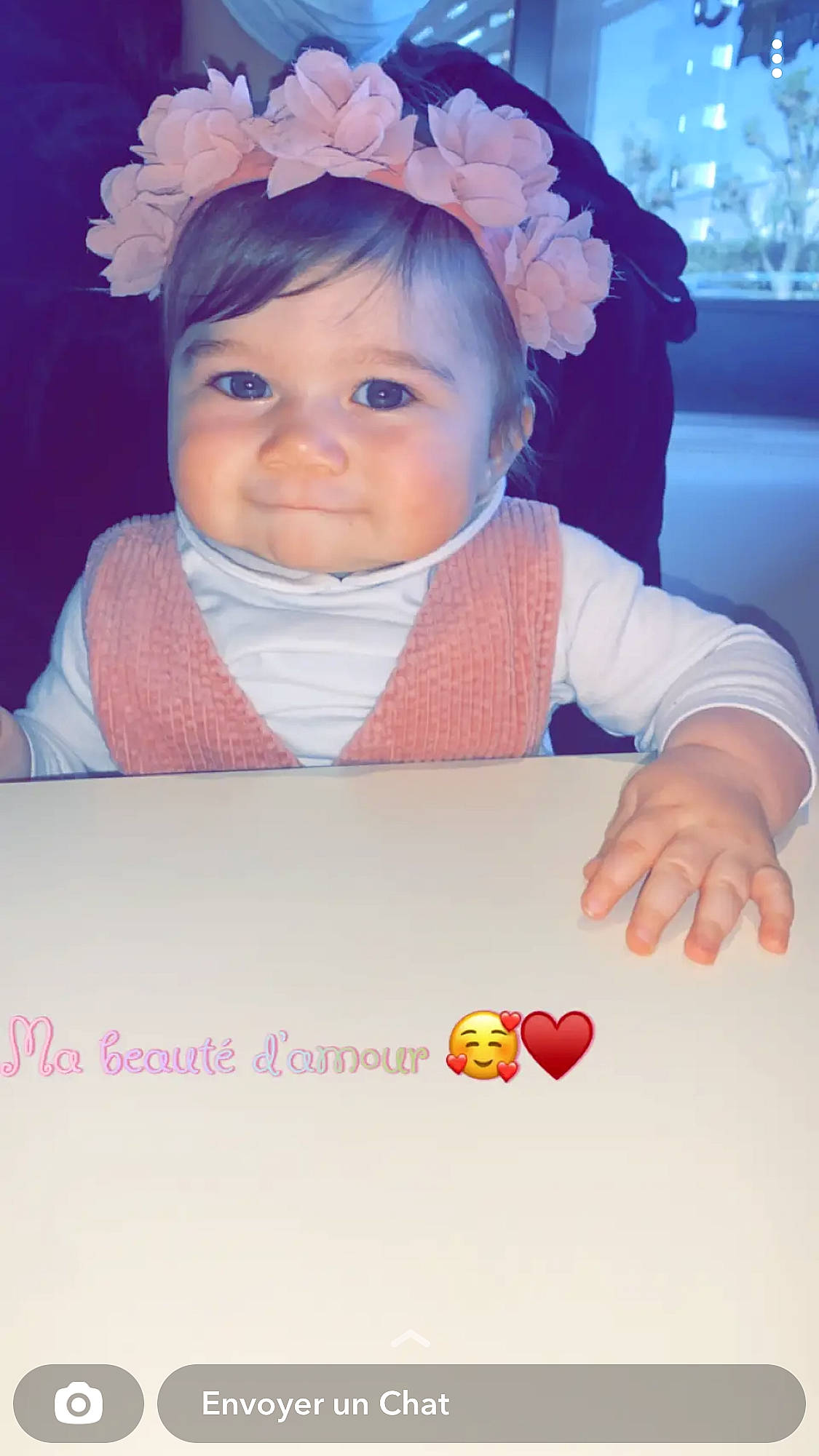 Kassy participe au concours pour gagner de l'argent avec cette photo : baby, baby_products, baby_toddler_clothing, beauty, blue, cheek, child, eyelash, face, facial_expression, fun, happy, headwear, joy, organ, person, pink, product, skin, sleeve