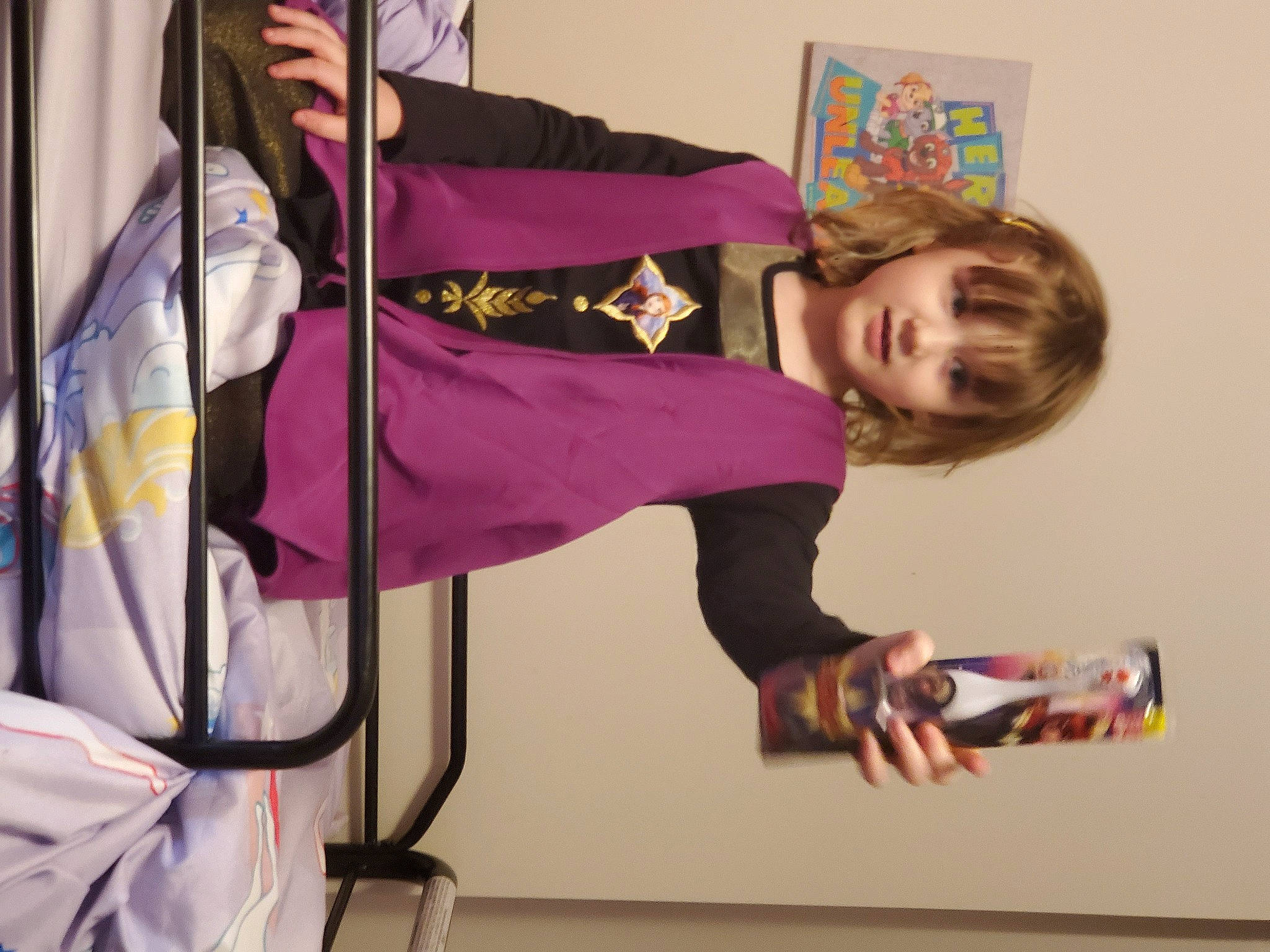 Annabell is registered to the contest to win money with this photo: art, child, person