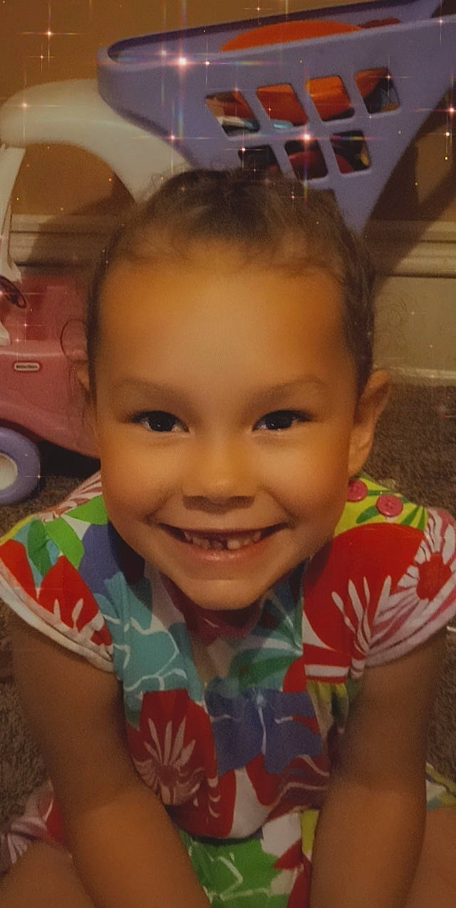 Gracelyn is registered to the contest to win money with this photo: cheek, chin, ear, eye, eyebrow, face, facial_expression, forehead, hair, hairstyle, head, human, human_body, joy, lip, mouth, nose, organ, person, skin