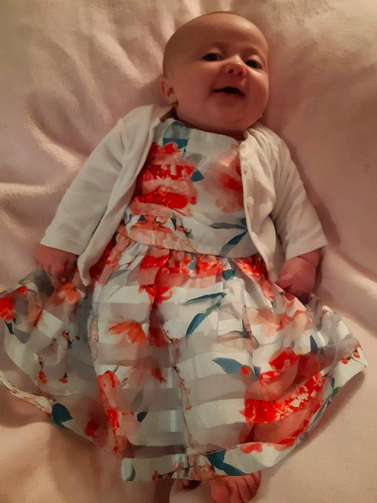 Kensliegh is registered to the contest to win money with this photo: baby, cheek, child, person, toddler