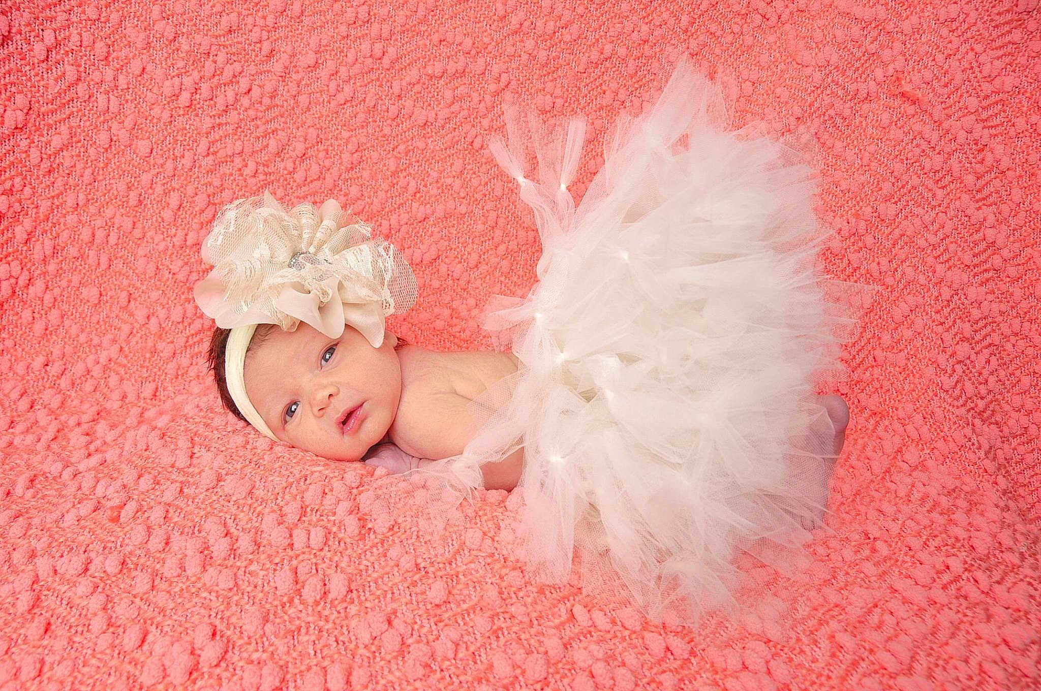Taegan is registered to the contest to win money with this photo: