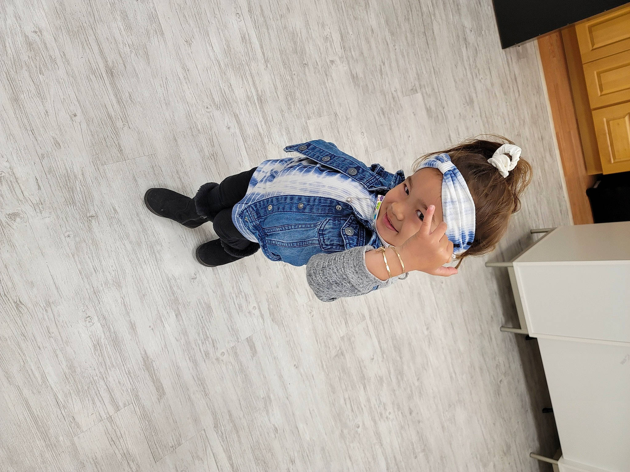 Makamae joined the competition — help win amazing prizes! baby_toddler_clothing, box, child, comfort, composite_material, concrete, curtain, door, elbow, electric_blue, floor, flooring, fun, hardwood, headwear, human_leg, joy, person, sleeve, t_shirt