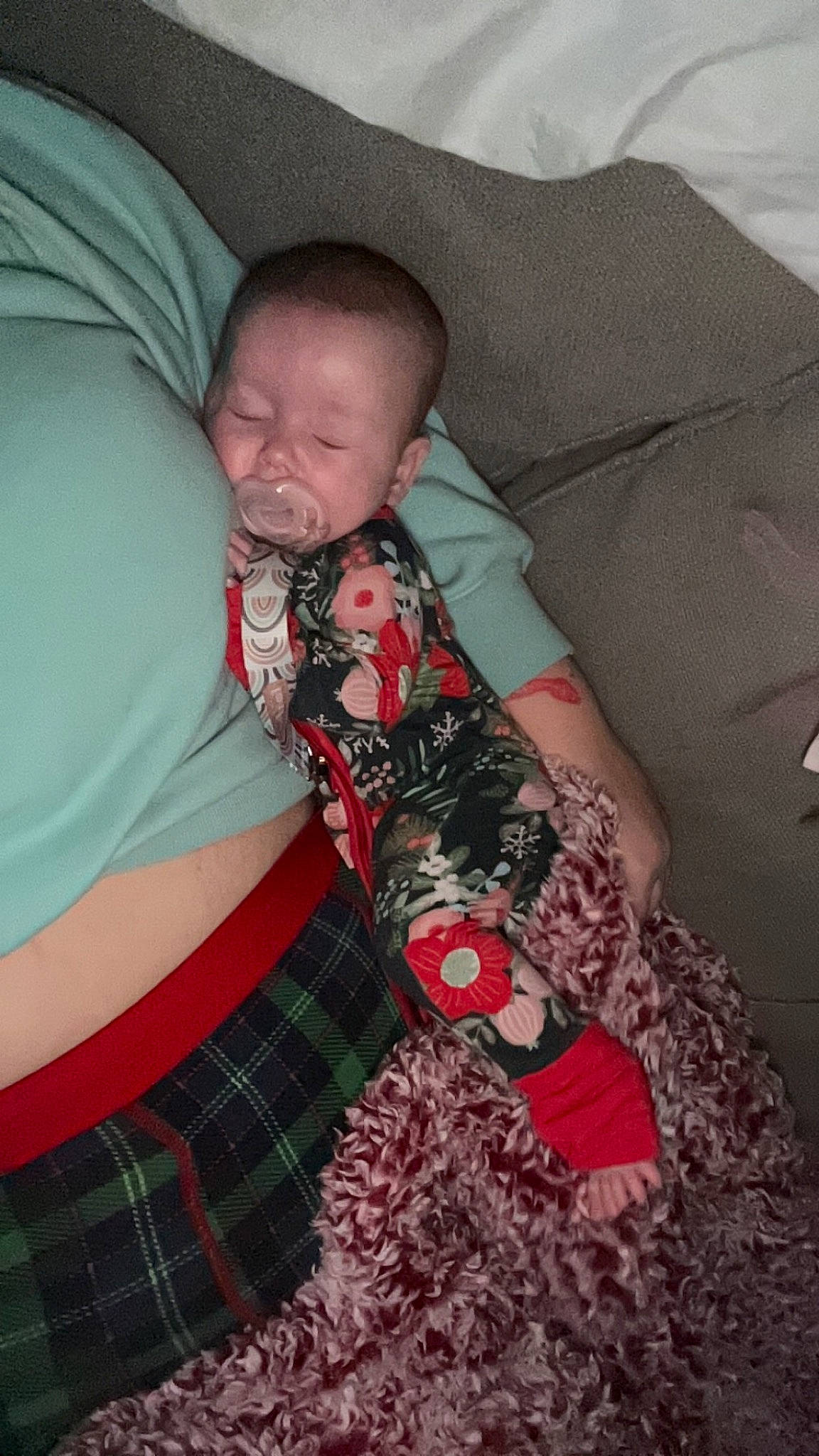 Kennleigh-rae joined the competition — help win amazing prizes! abdomen, baby, bedding, comfort, couch, elbow, human_leg, lap, linens, pattern, person, plaid, room, sitting, sleeve, t_shirt, tartan, textile, thigh, toddler