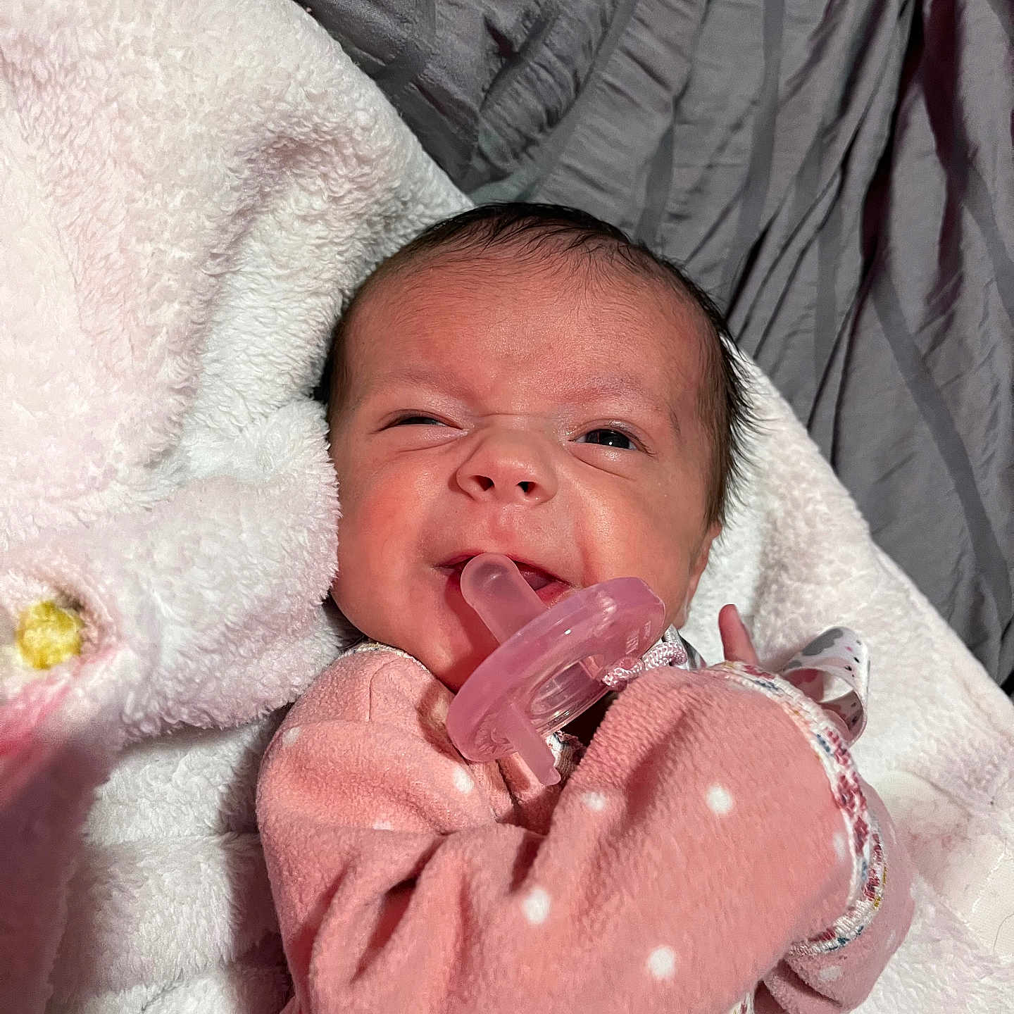 Ericalyn is registered to the contest to win money with this photo: architecture, baby, blanket, bodypart, building, clothing, face, finger, furniture, glove, hand, head, hospital, mouth, newborn, person, photography, portrait, quilt, towel