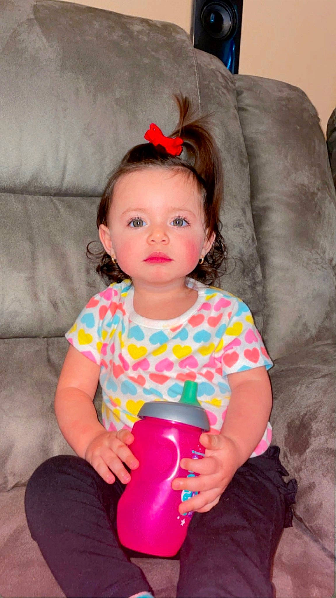 Rebecca is registered to the contest to win money with this photo: baby_toddler_clothing, cheek, chin, comfort, eye, facial_expression, hair, hairstyle, happy, head, human_body, iris, lip, mouth, neck, organ, person, pink, skin, textile