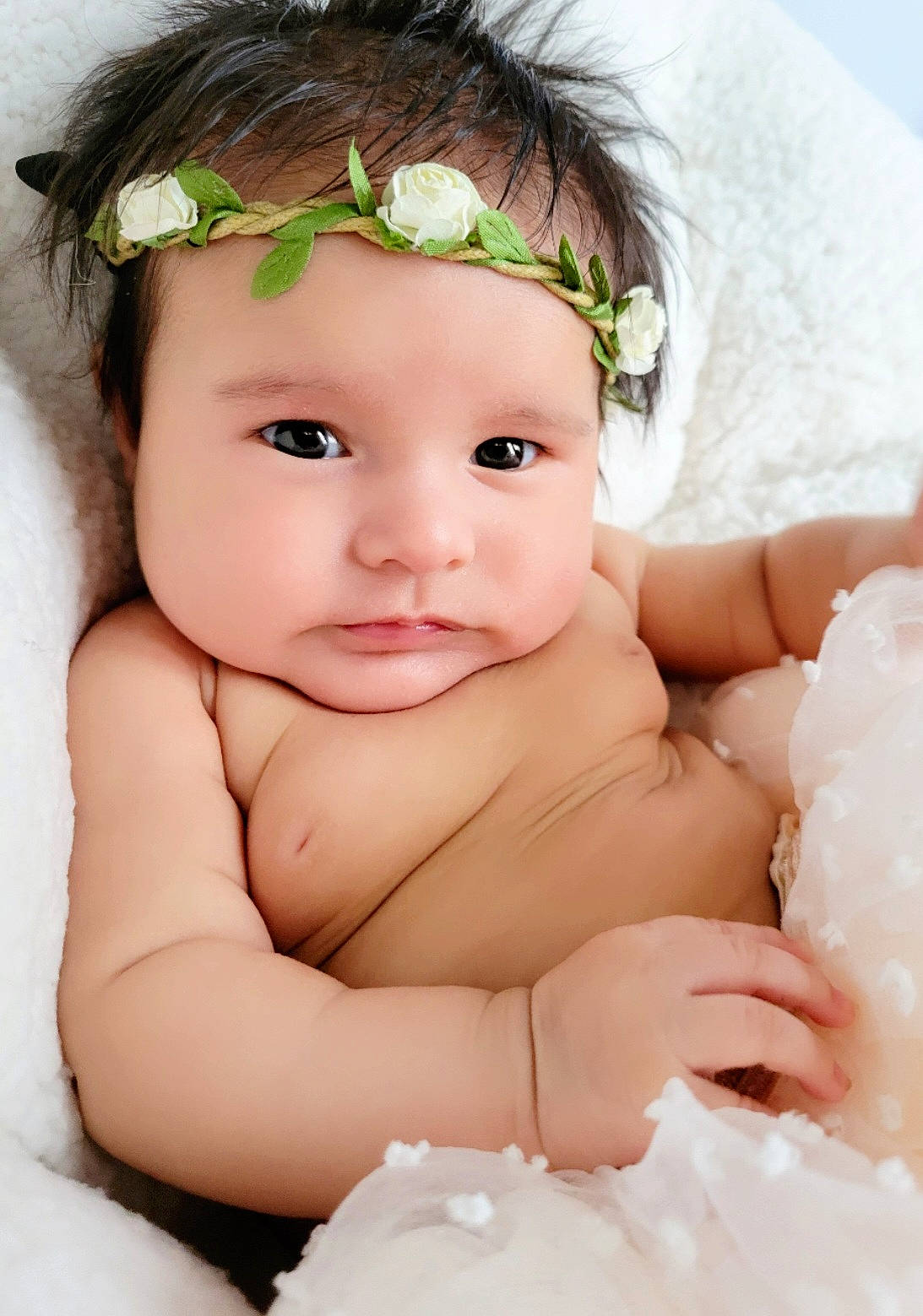 Sofia is registered to the contest to win money with this photo: baby, baby_toddler_clothing, beauty, cheek, child, chin, eyebrow, eyelash, flash_photography, green, happy, headgear, headpiece, iris, lip, organ, person, pink, skin, toddler