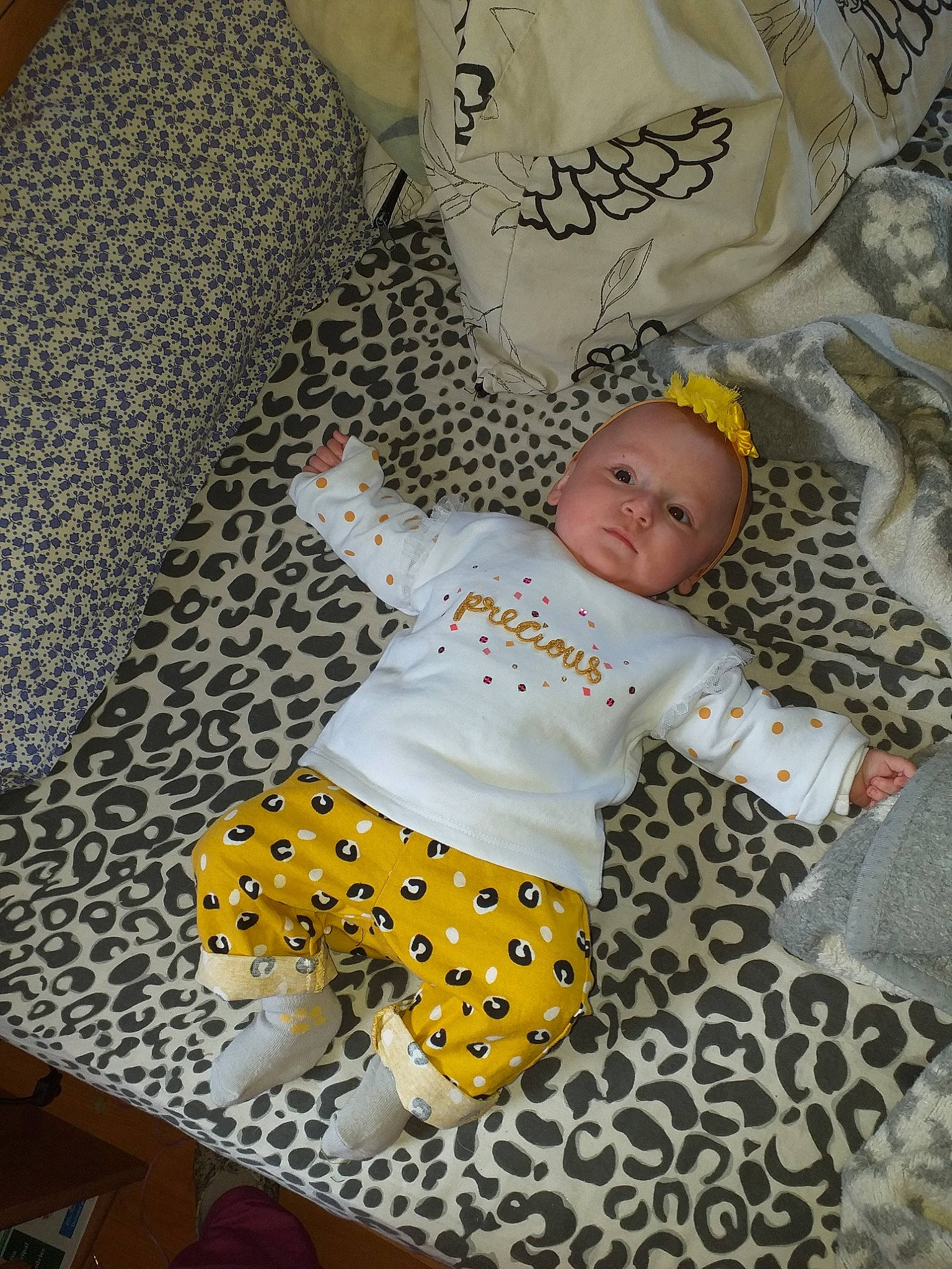 Lily participe au concours pour gagner de l'argent avec cette photo : baby, baby_toddler_clothing, child, person, toddler