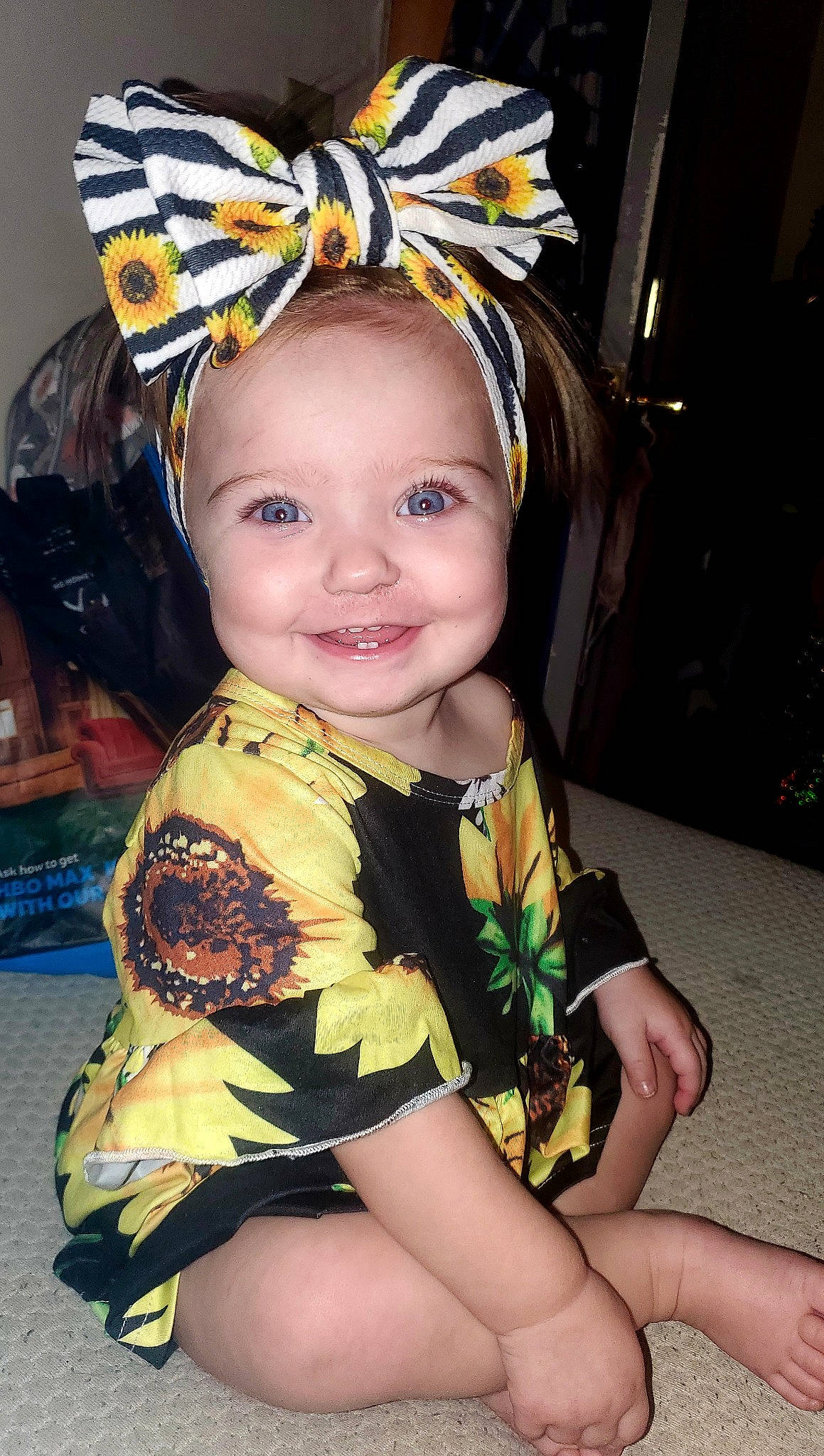 Ayrabella is registered to the contest to win money with this photo: arthropod, baby, baby_toddler_clothing, cheek, child, event, fun, happy, head, headband, headpiece, headwear, insect, iris, joy, organ, person, pollinator, skin, smile