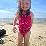 Alia participe au concours pour gagner de l'argent avec cette photo : child, beach, sand, ocean, smile, swimsuit, sunny, toy, water, outdoor, summer, happy, young, play, vacation, nature, blue_sky, person, holiday, sand_toy