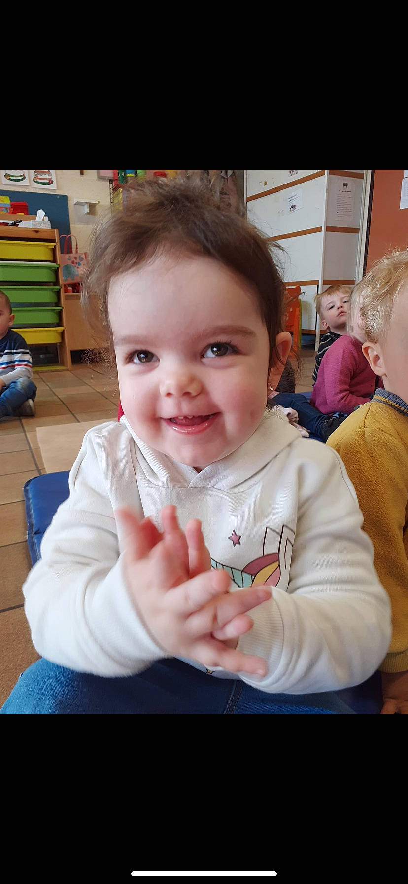 Camillia participe au concours pour gagner de l'argent avec cette photo : baby_toddler_clothing, cheek, eye, face, finger, fun, gesture, hair, hand, happy, head, iris, joy, nose, person, photograph, product, skin, sleeve, smile