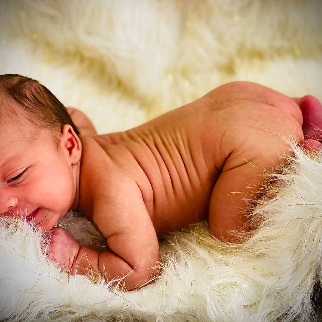 Zyere joined the competition — help win amazing prizes! abdomen, baby, barefoot, chest, comfort, fawn, finger, flash_photography, foot, grass, hair, happy, human_leg, leg, lip, nail, neck, person, skin, stomach