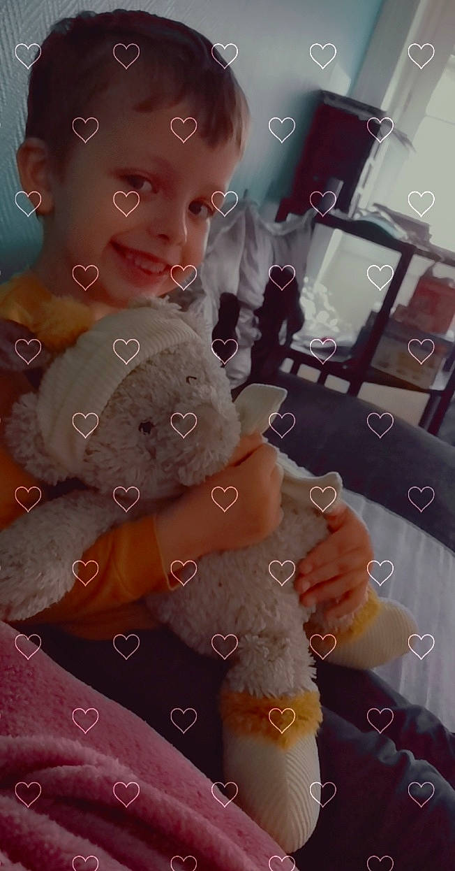 Louness a rejoint le concours — aidez-le/la à gagner de superbes lots ! beauty, chest, doll, dress, eyebrow, eyelash, fashion_design, finger, hand, happy, head, joint, joy, lip, neck, person, pink, skin, sleeve, toy