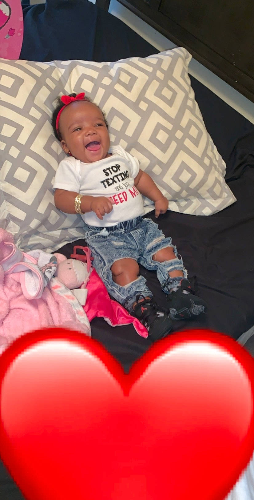 Chasity is registered to the contest to win money with this photo: baby, child, fun, human_body, person, pink, red, toddler