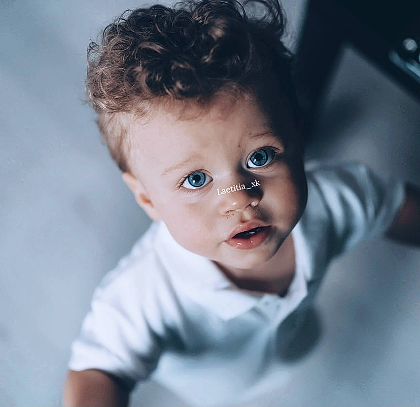 Kenzo participe au concours pour gagner de l'argent avec cette photo : baby, baby_toddler_clothing, cheek, child, child_model, cool, eye, eyebrow, eyelash, forehead, iris, no_expression, person, portrait, portrait_photography, shoulder, toddler