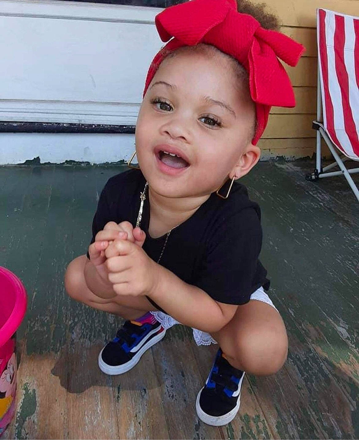 Avianna is registered to the contest to win money with this photo: baby, baby_toddler_clothing, cap, carmine, child, costume_hat, fashion_accessory, flag, fun, happy, hat, headband, headpiece, jewellery, magenta, nail, person, pink, sitting, smile