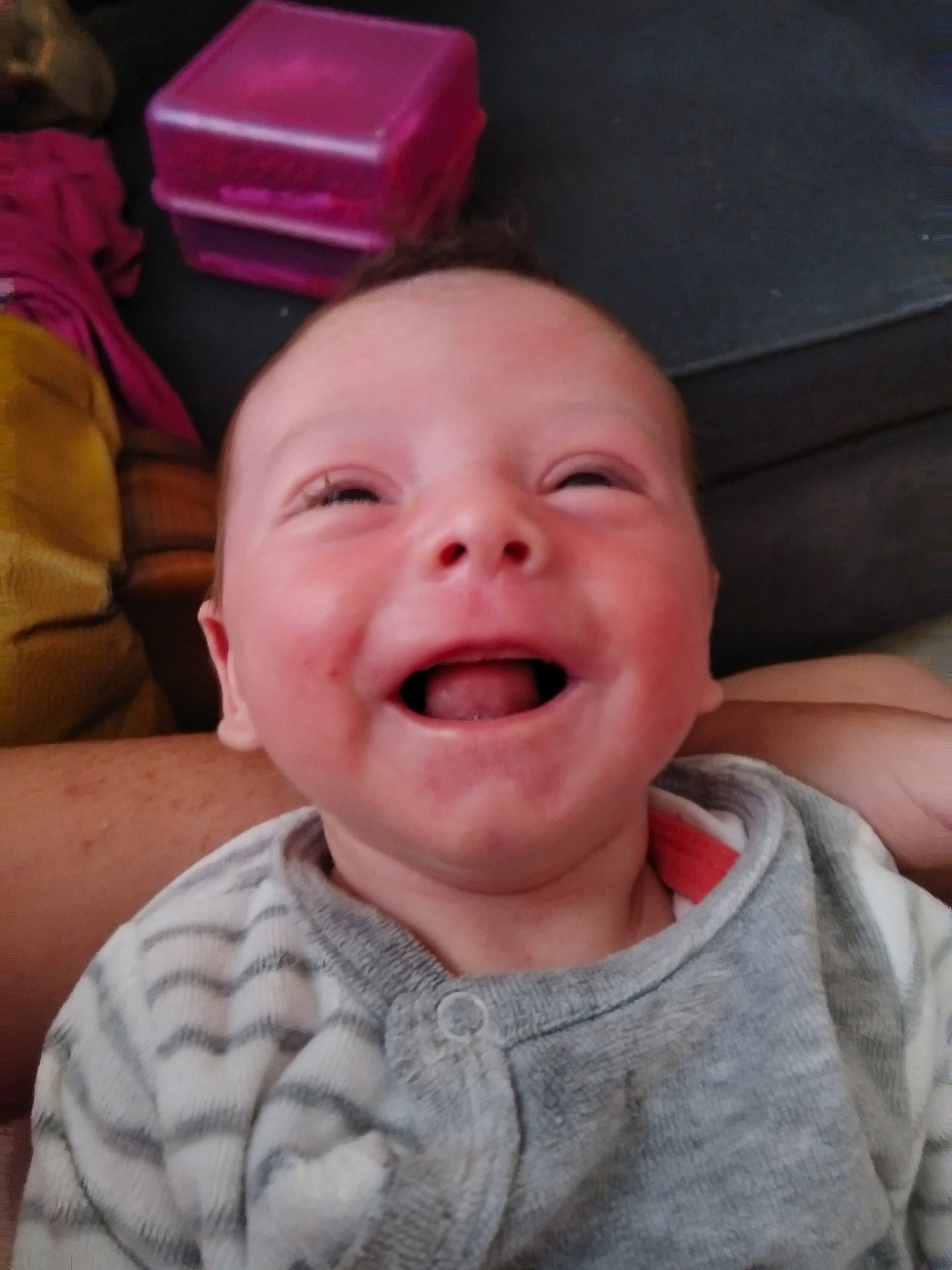 Orlane a rejoint le concours — aidez-le/la à gagner de superbes lots ! baby, baby_making_funny_faces, cheek, child, chin, face, facial_expression, forehead, head, laugh, lip, mouth, nose, person, skin, smile, toddler