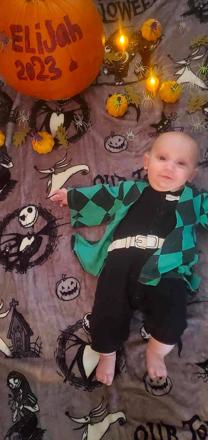 Elijah joined the competition — help win amazing prizes! baby_toddler_clothing, calabaza, child, cucurbita, event, fun, gourd, happy, head, human_body, pattern, person, plant, pumpkin, shorts, sleeve, t_shirt, toddler, tree, vegetable