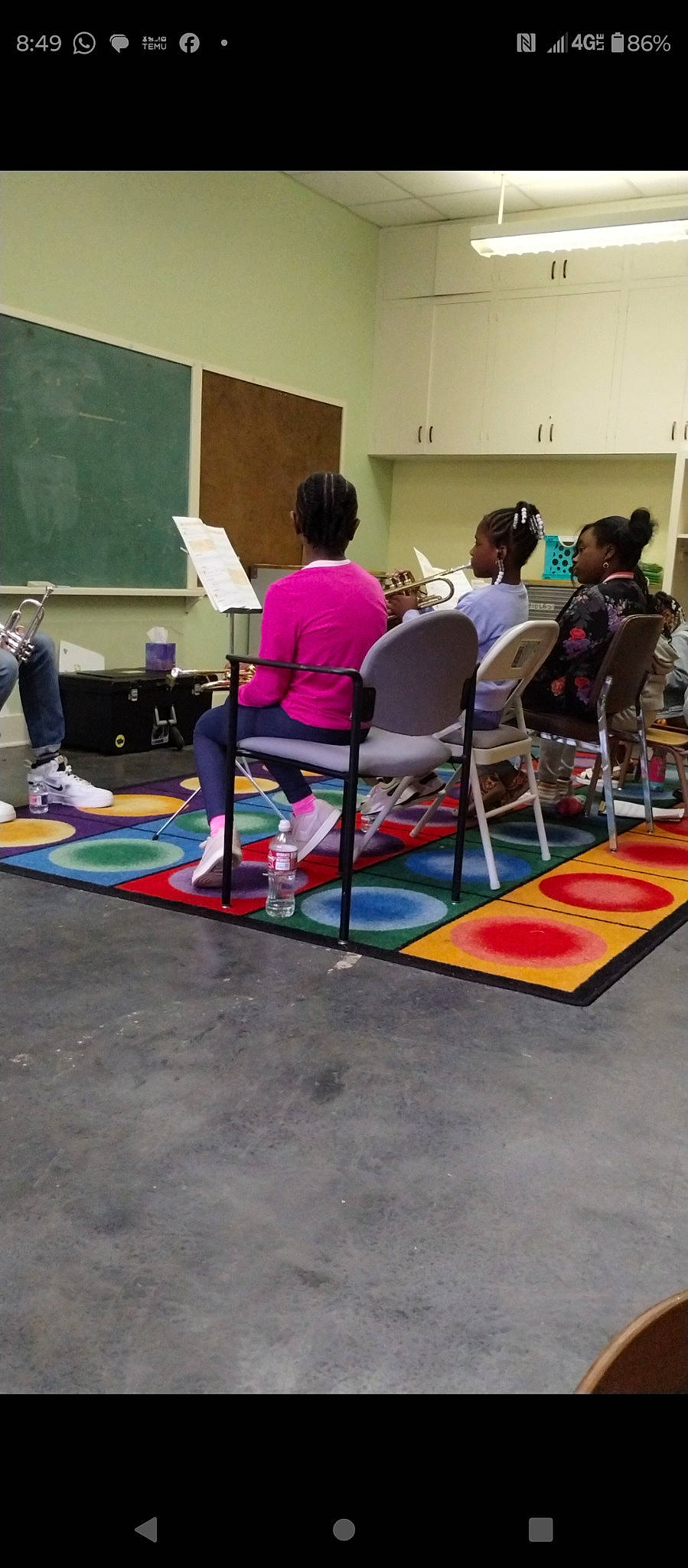 Syxia is registered to the contest to win money with this photo: academic_institution, chair, child, class, competition_event, education, event, flooring, job, learning, leisure, person, physical_fitness, play, recreation, room, school, sitting, t_shirt, training