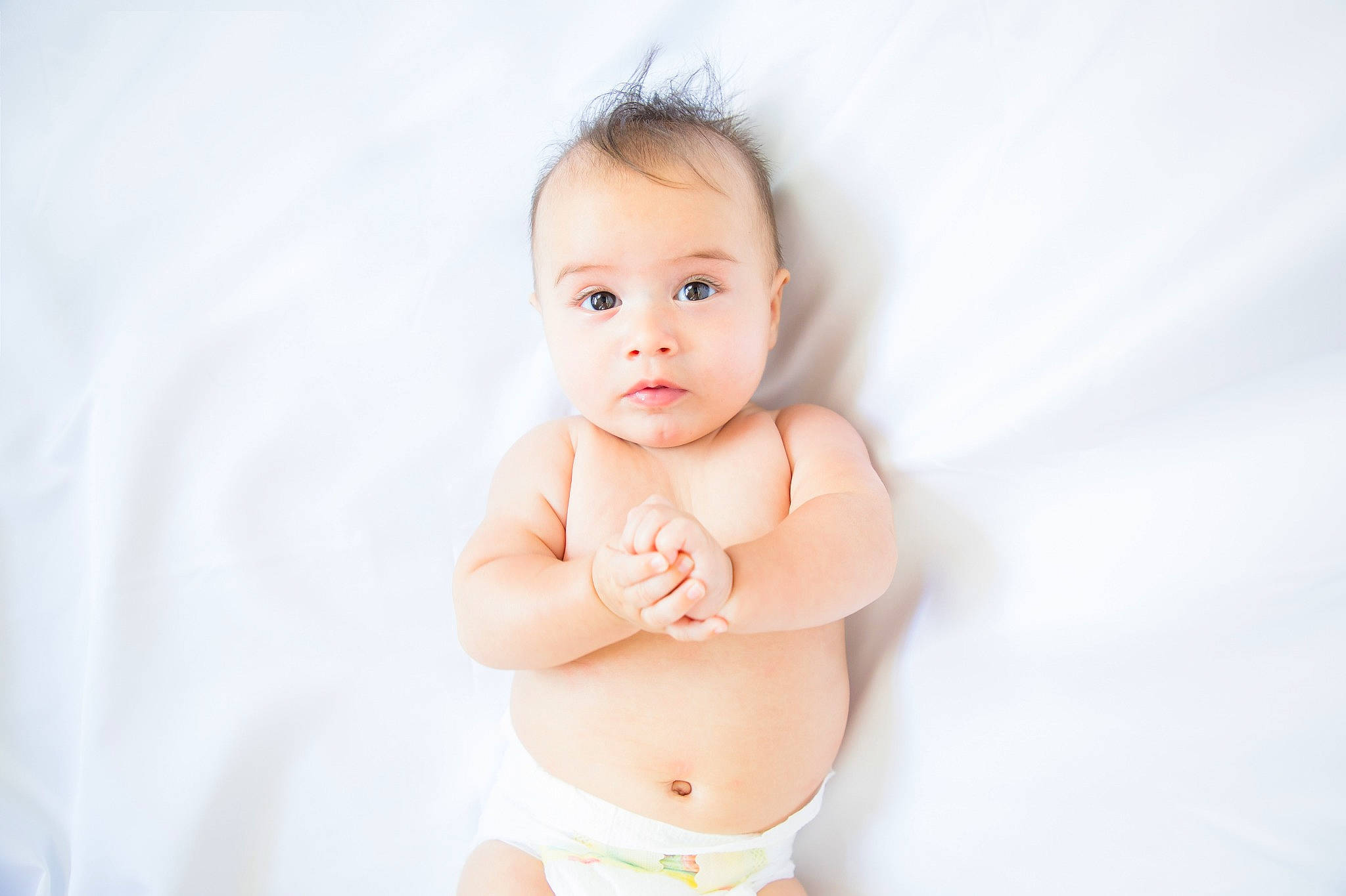 Marcelo is registered to the contest to win money with this photo: abdomen, baby, cheek, child, child_model, face, person, photograph, photography, pink, portrait, portrait_photography, skin, smile, standing, stomach, toddler, white, yellow