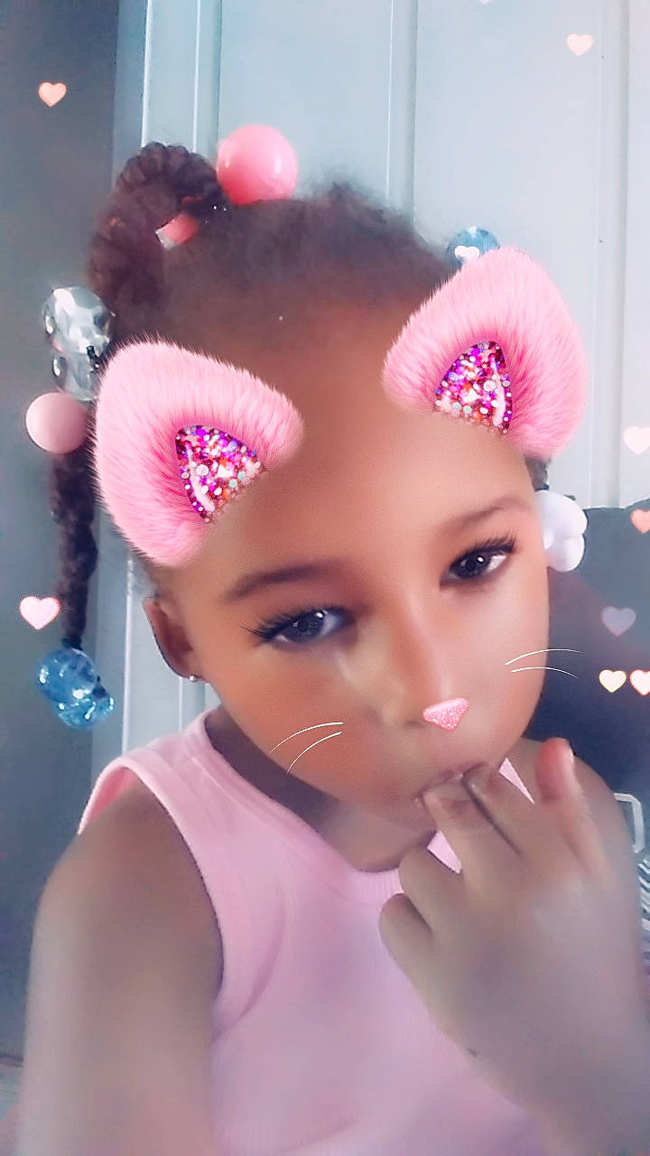 Amariana is registered to the contest to win money with this photo: beauty, black_hair, cheek, ear, eye, eyebrow, eyelash, eyelash_extensions, face, fashion_accessory, forehead, hair, hair_accessory, hair_coloring, hairstyle, head, headpiece, lip, person, pink