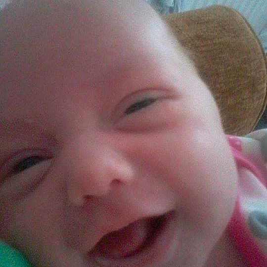 Amelia-grace is registered to the contest to win money with this photo: