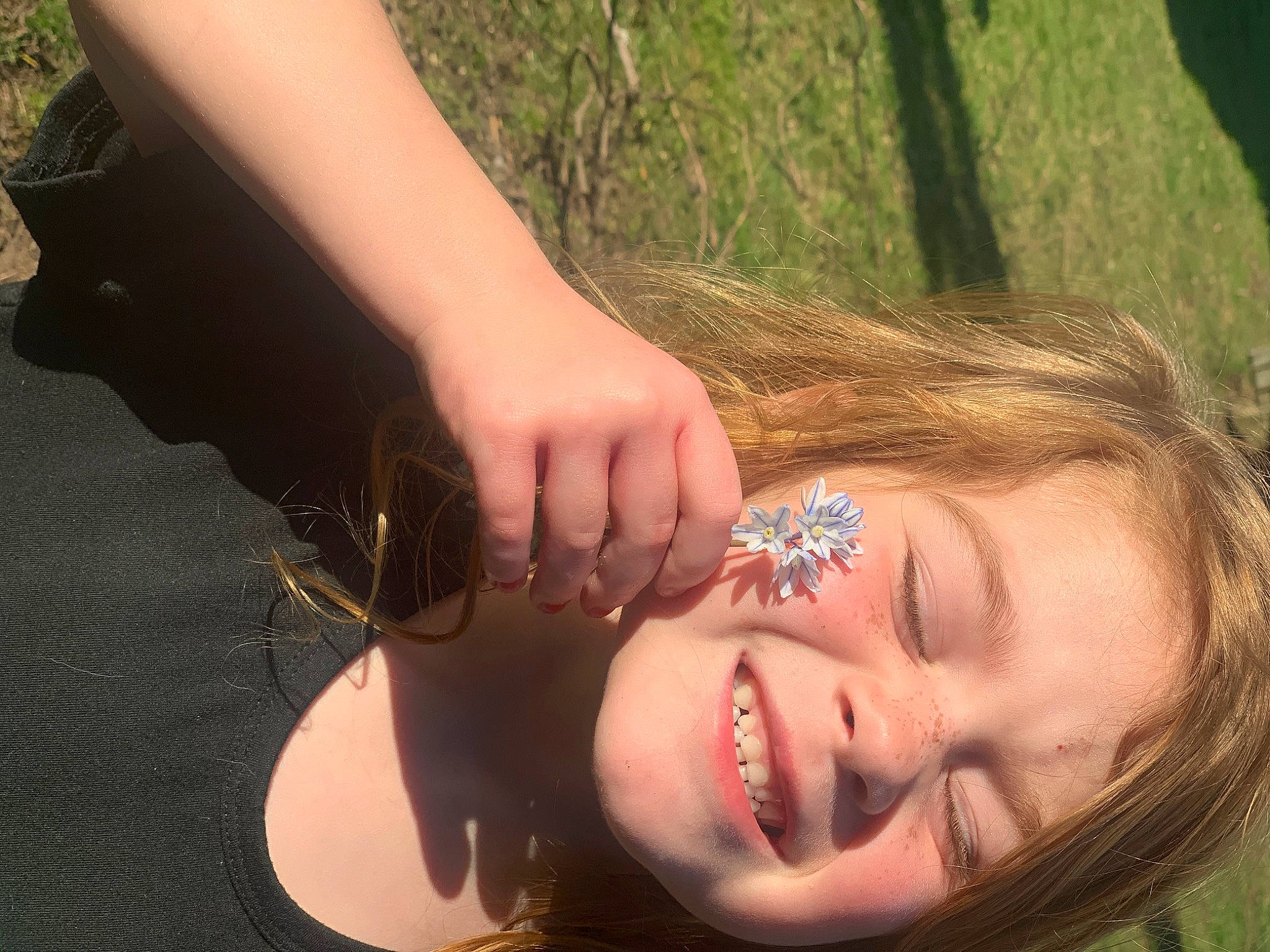 Carter joined the competition — help win amazing prizes! beauty, blond, close_up, cool, face, facial_expression, finger, fun, hair, hand, head, joy, leg, lip, mouth, nail, neck, nose, organ, person