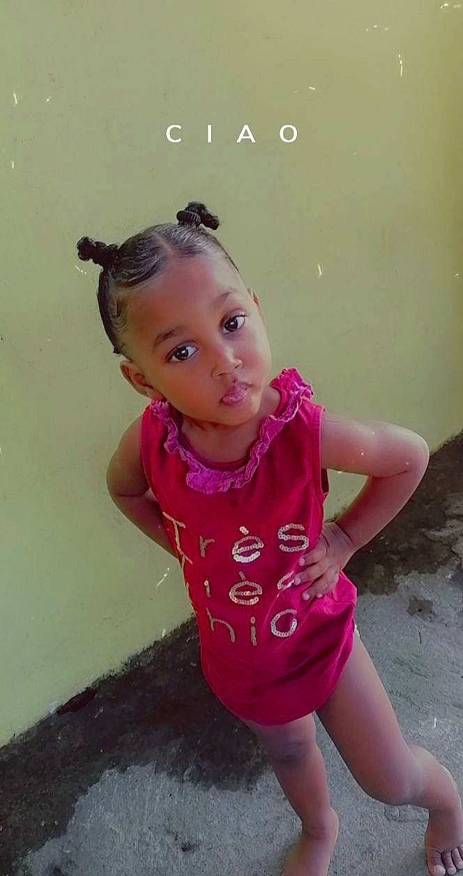 Shandrany a rejoint le concours — aidez-le/la à gagner de superbes lots ! cheek, child, cool, fun, happy, head, neck, person, pink, play, shoulder, skin, standing, toddler