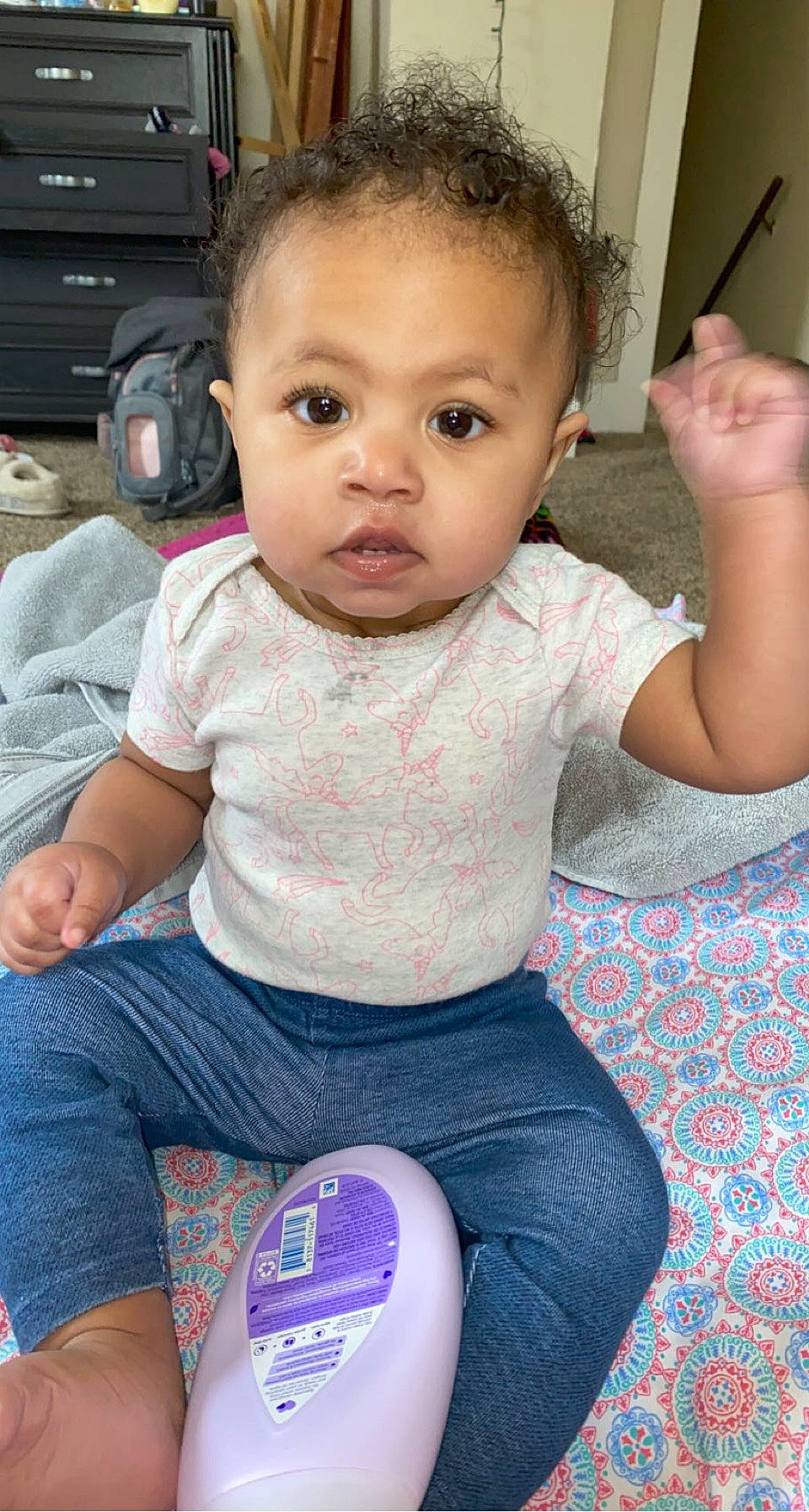 Malayah is registered to the contest to win money with this photo: arm, baby_toddler_clothing, cheek, chin, eye, face, hair, hairstyle, head, human_body, joint, leg, lip, mouth, neck, nose, organ, person, shoulder, skin