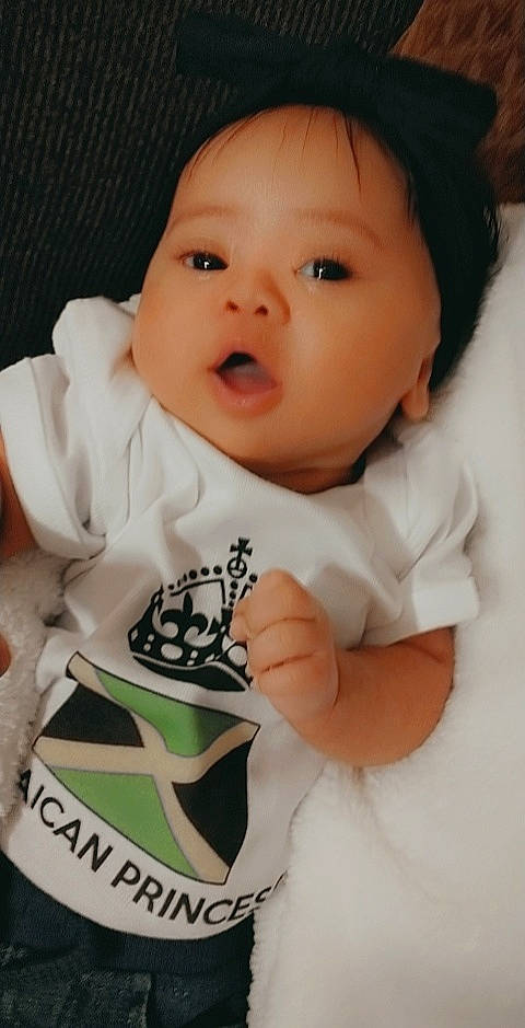 Kimorah is registered to the contest to win money with this photo: baby, baby_toddler_clothing, beauty, bib, cheek, child, collar, comfort, eye, eyebrow, eyelash, finger, happy, lip, nose, person, skin, sleeve, smile, t_shirt