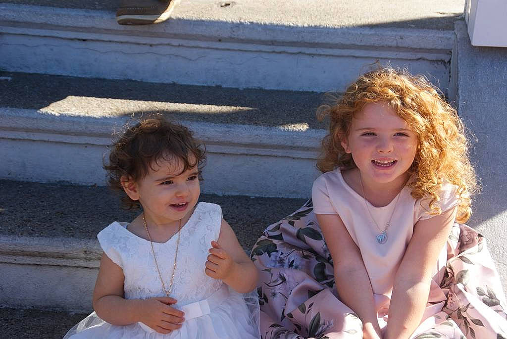 Capucine participe au concours pour gagner de l'argent avec cette photo : beauty, child, dress, event, eye, face, facial_expression, fun, hairstyle, happy, head, human_body, iris, joy, leisure, people_in_nature, person, photograph, skin, smile