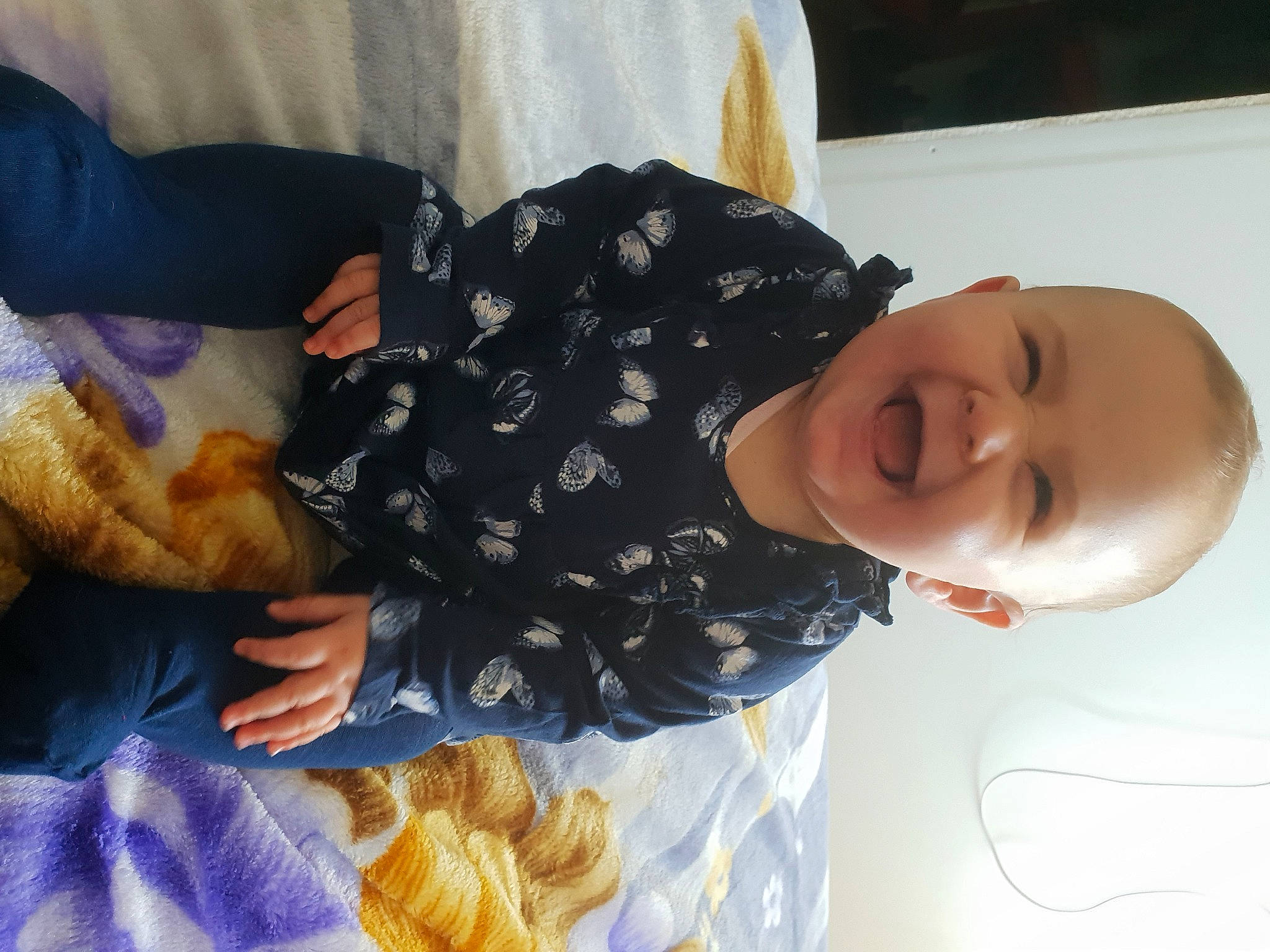 Tatiana a rejoint le concours — aidez-le/la à gagner de superbes lots ! arm, baby, baby_toddler_clothing, child, comfort, comfort_food, dessert, dish, finger_food, food, fur, happy, human_body, junk_food, organ, person, room, smile, stuffed_toy, textile