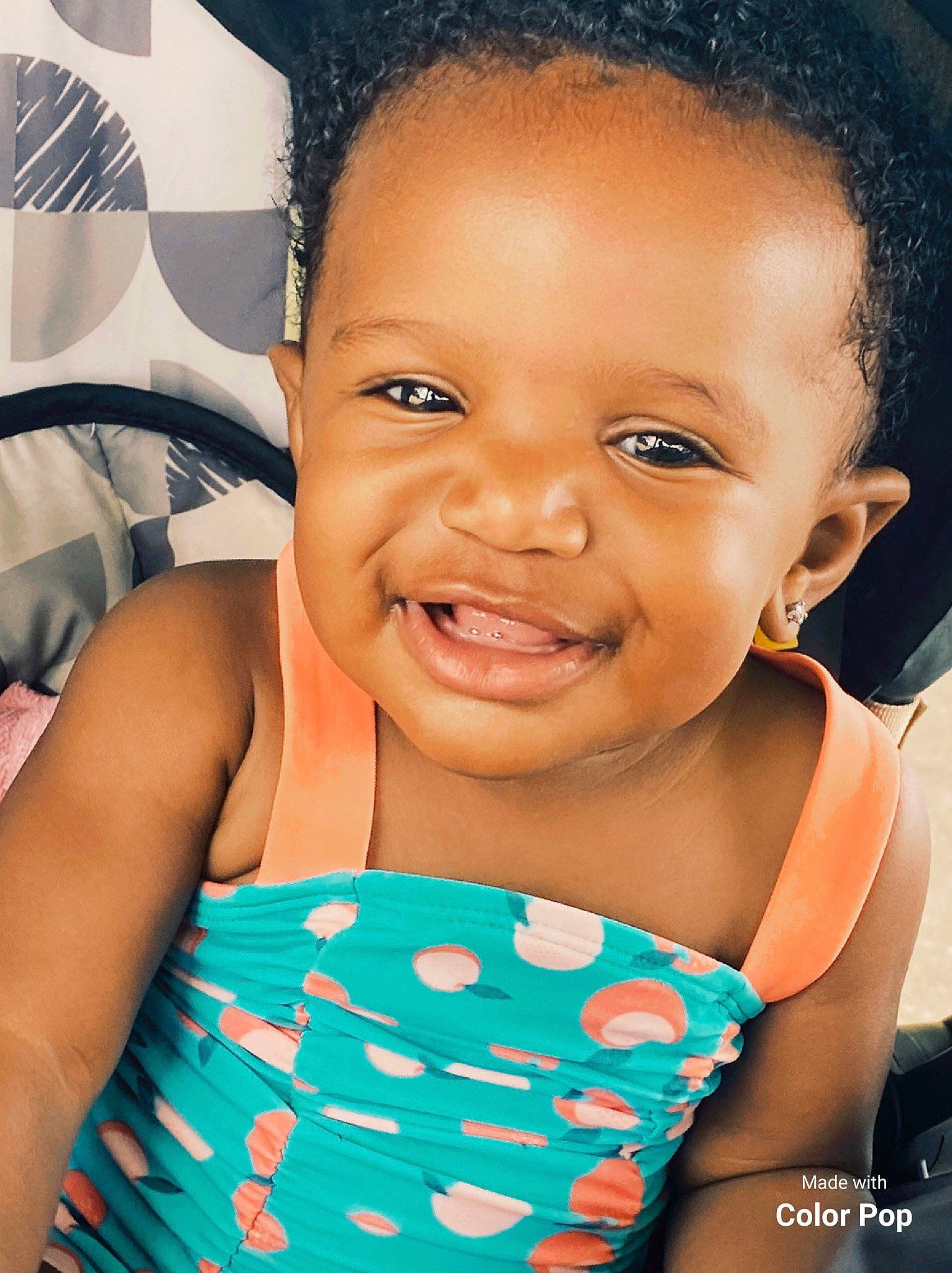 Serenity is registered to the contest to win money with this photo: cheek, cool, eye, eyebrow, eyelash, facial_expression, flash_photography, hair, hairstyle, happy, head, iris, lip, mouth, nose, organ, person, product, skin, smile