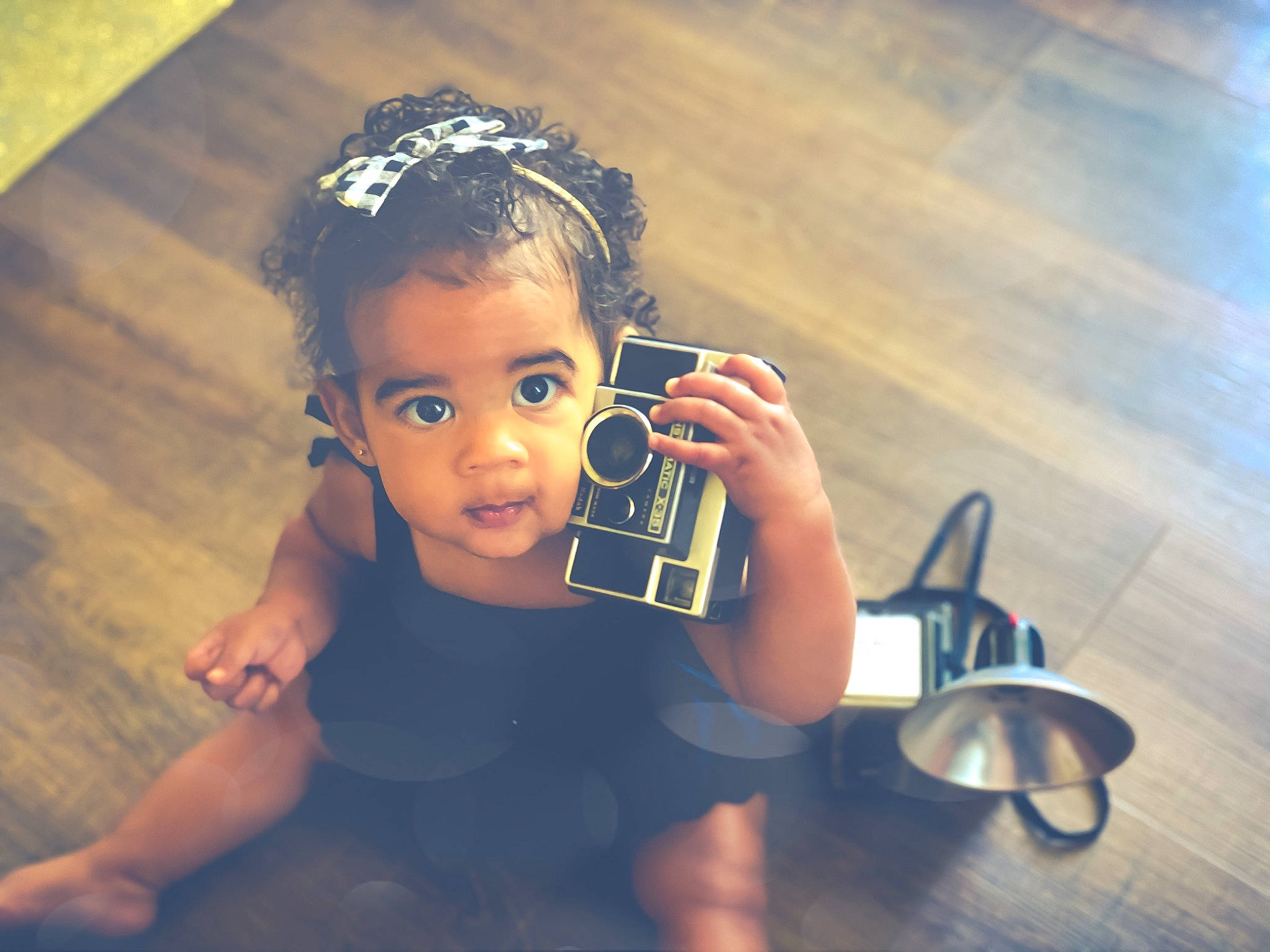 Amani is registered to the contest to win money with this photo: beauty, child, cloud, cool, ear, eye, face, hair, hair_accessory, hairstyle, hand, happy, head, headgear, headpiece, person, photography, selfie, sky, smile